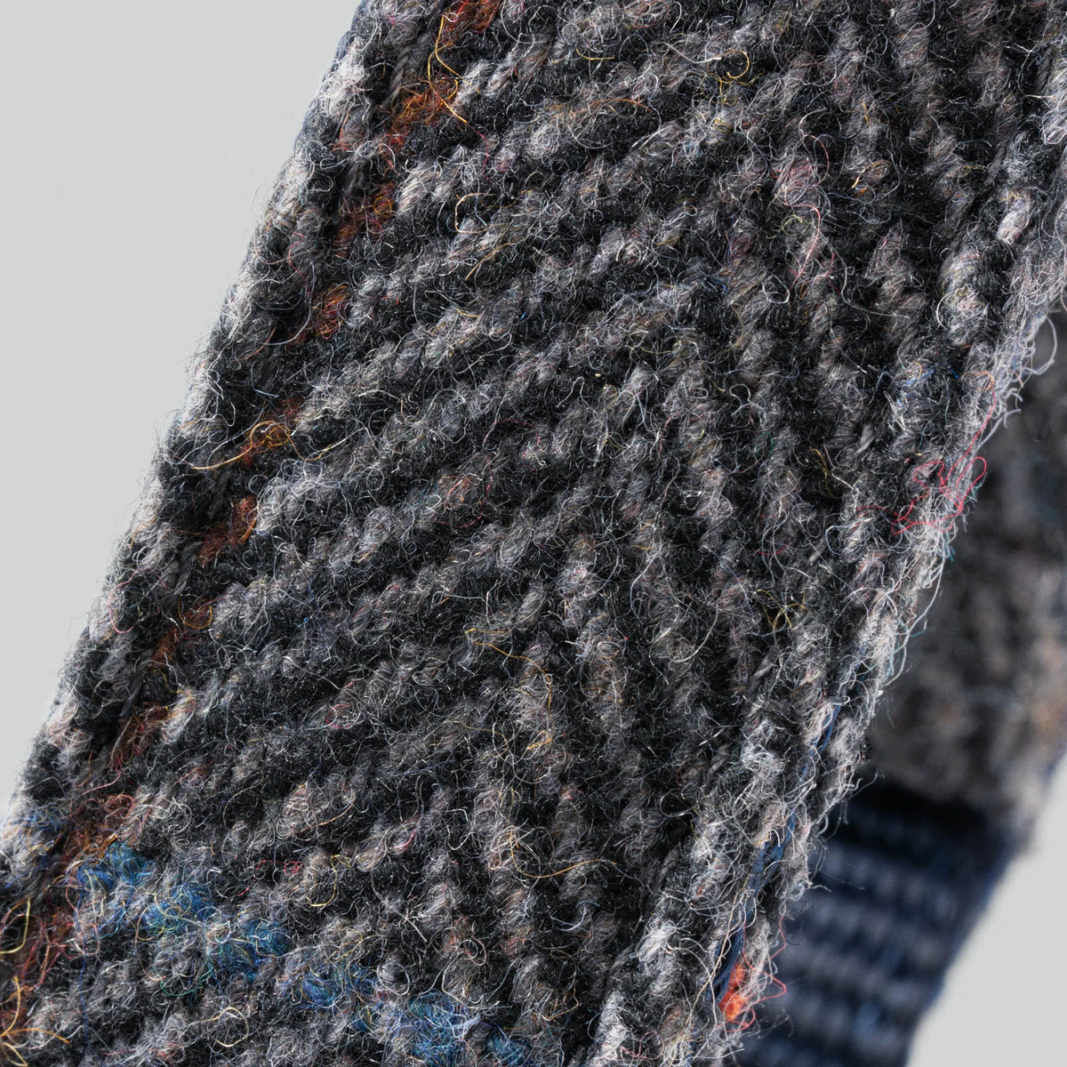 Hugo & Hudson X Hackett Grey Checked Herringbone Tweed Dog Collar
