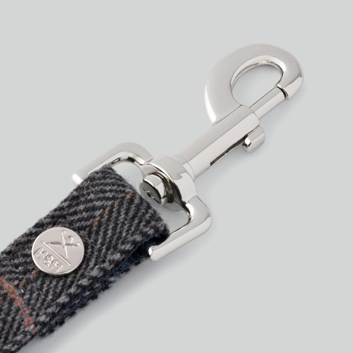 Hugo & Hudson X Hackett Grey Checked Herringbone Tweed Dog Lead