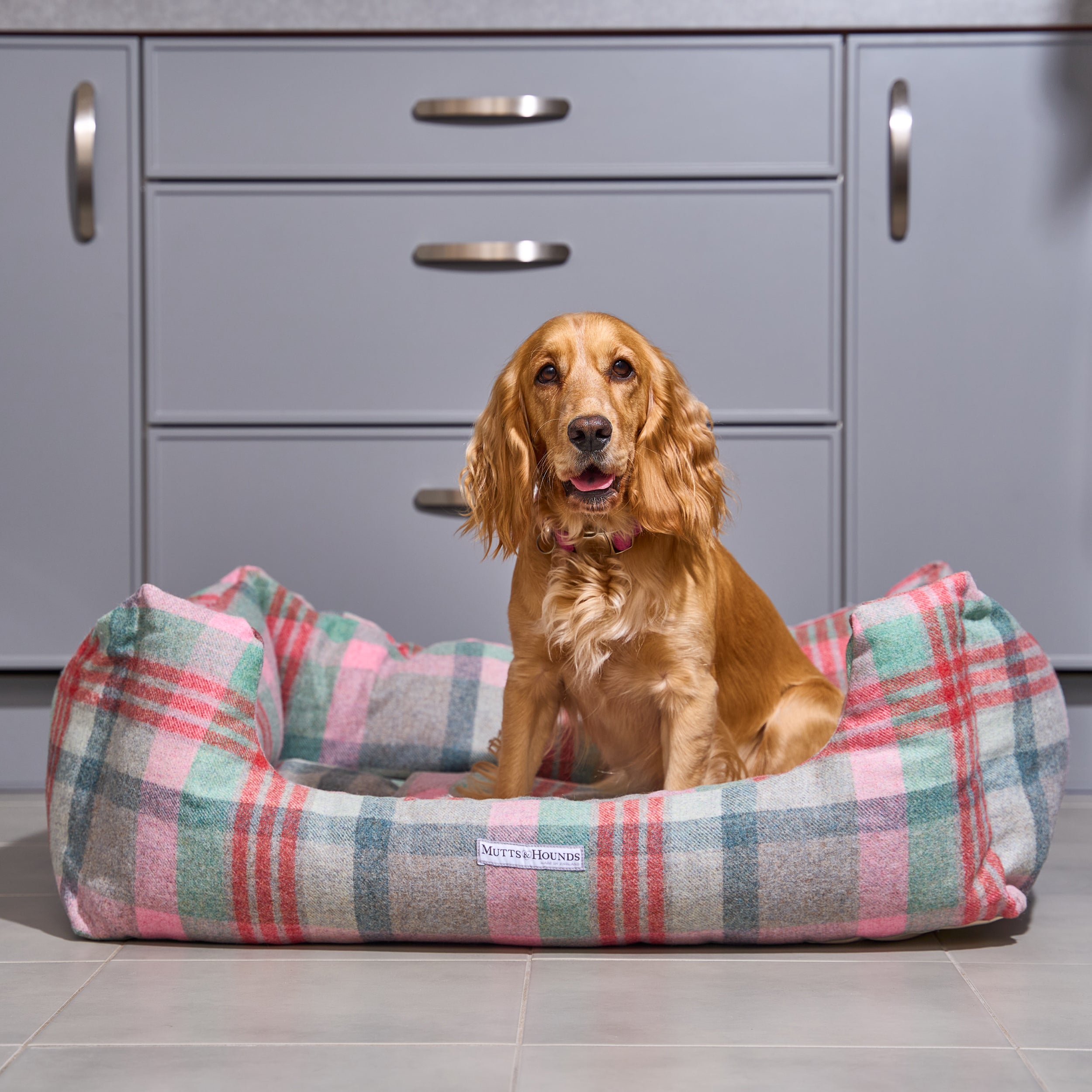 Macaroon Check Tweed Boxy Dog Bed