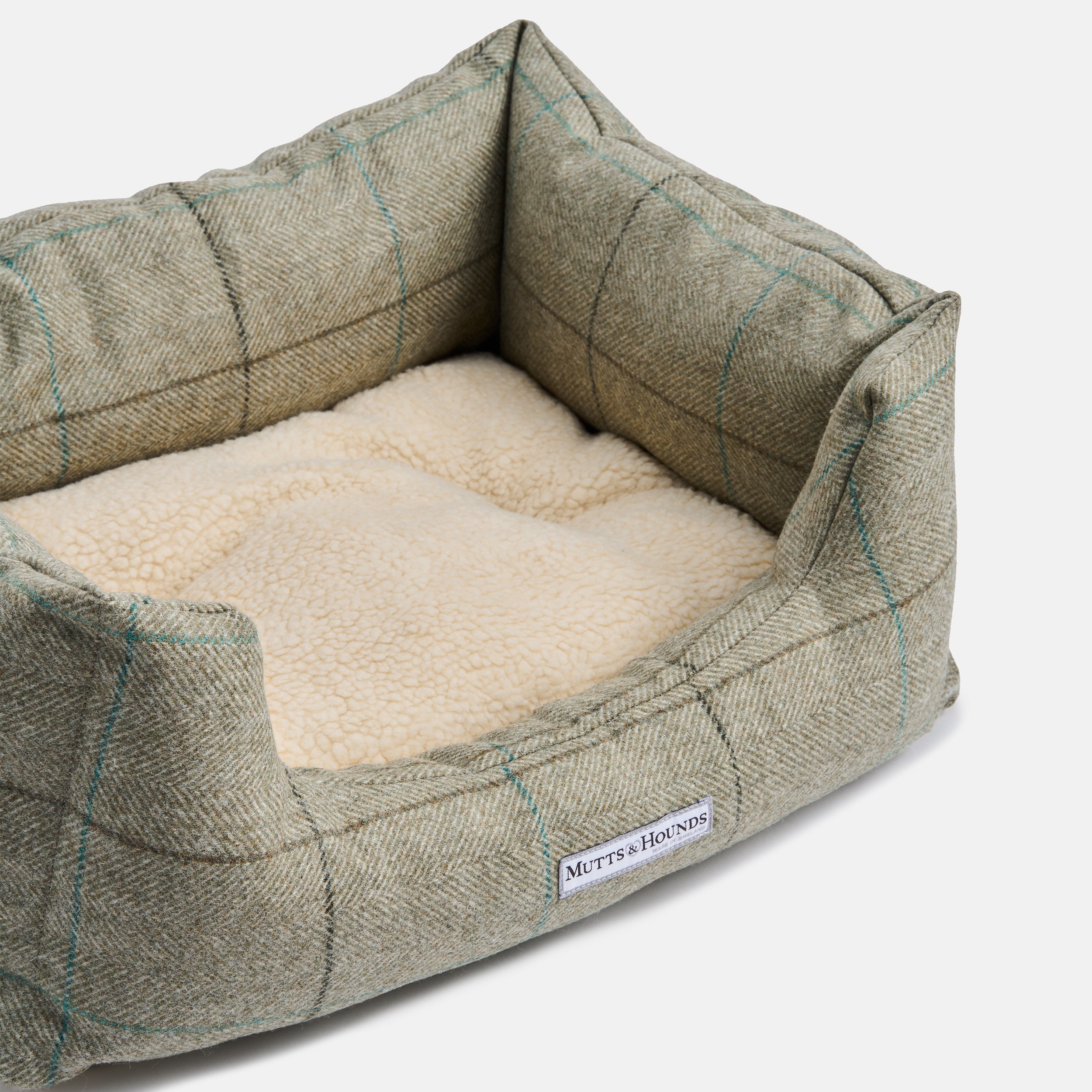 Willow Check Tweed Boxy Dog Bed